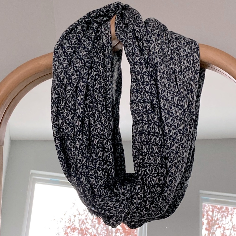 Loft fringe-edged wrap scarf, navy detail